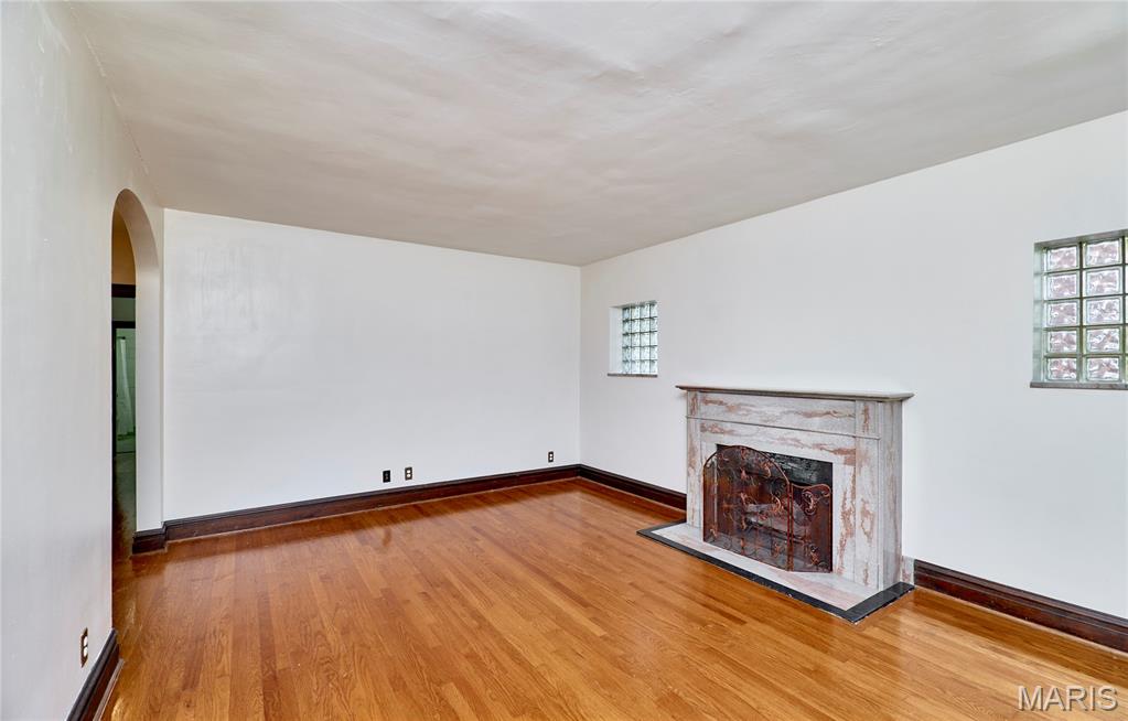 Country Club Add To Normandy Park 2 - Residential