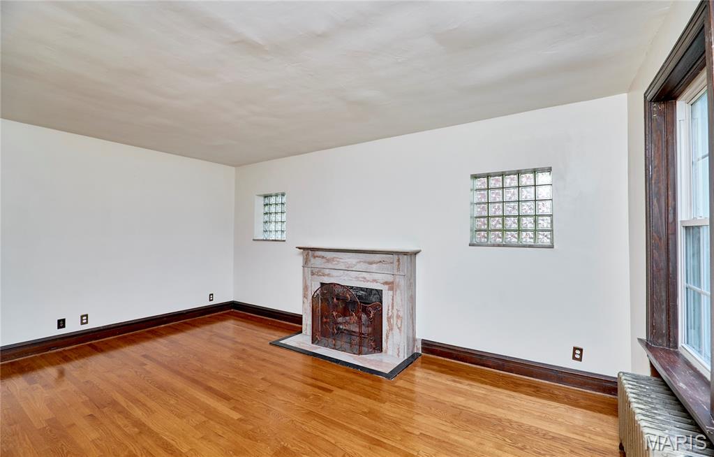 Country Club Add To Normandy Park 2 - Residential