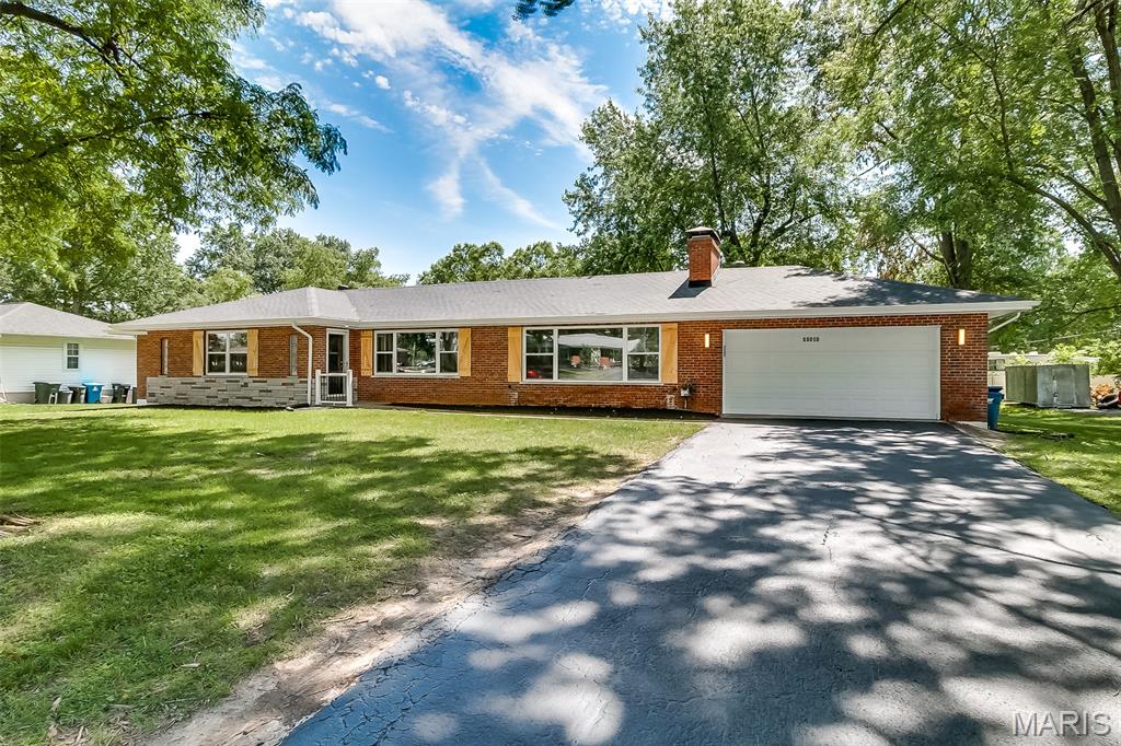Maple Crest 1 - Residential