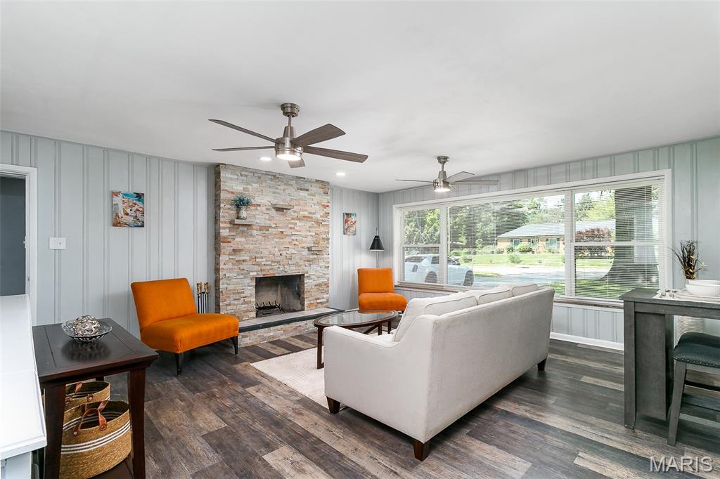 Maple Crest 1 - Residential