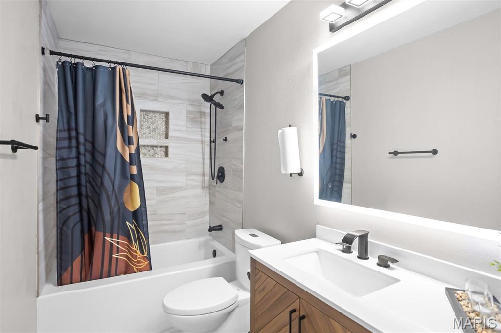 Manors At Woodfield 4th Add - Residential