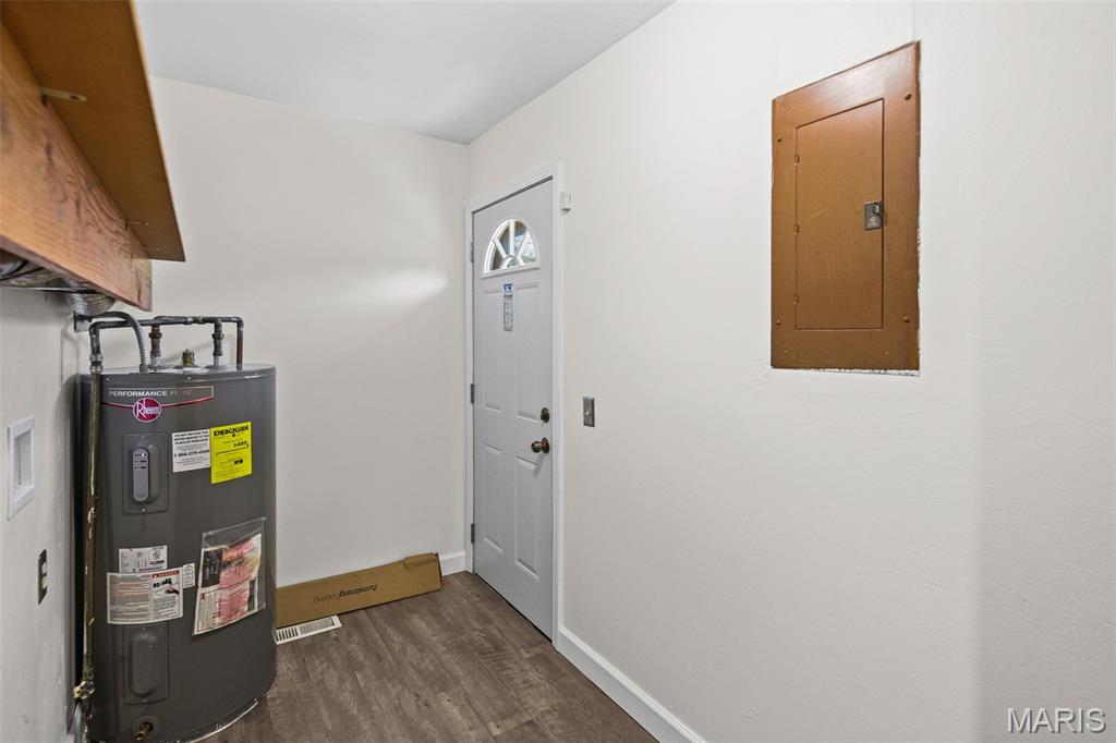 Bruce Place 1st Add - Residential