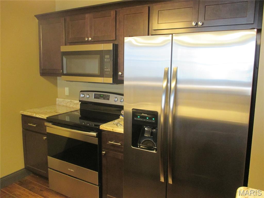 Collinsville - Commercial Sale