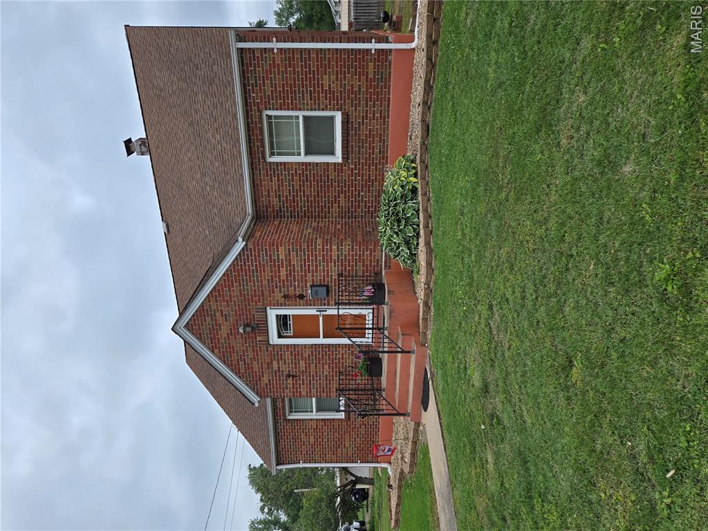 This adorable story and a half brick home is overflowing with charm!! Arched doorways, hardwood floors, granite counter tops, stainless steel appliances. Newer windows, updated electrical panel, and extra blown in insulation will help with keeping utility costs down. Basement provides lots of storage and has a toilet and a bath tub. Outside you have a shed, fenced back yard and a pergola to enjoy family gatherings in privacy. Nestled in a fantastic location close to downtown you don't want to miss out on this home.