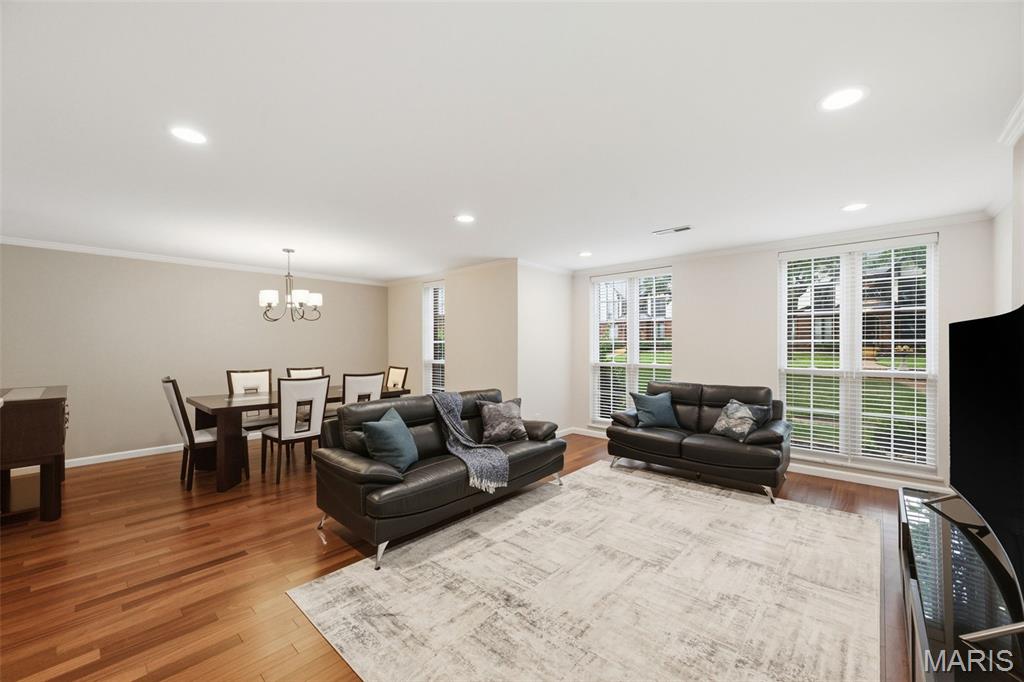 Cambridge Courts Condo - Residential