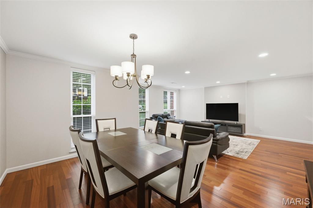 Cambridge Courts Condo - Residential
