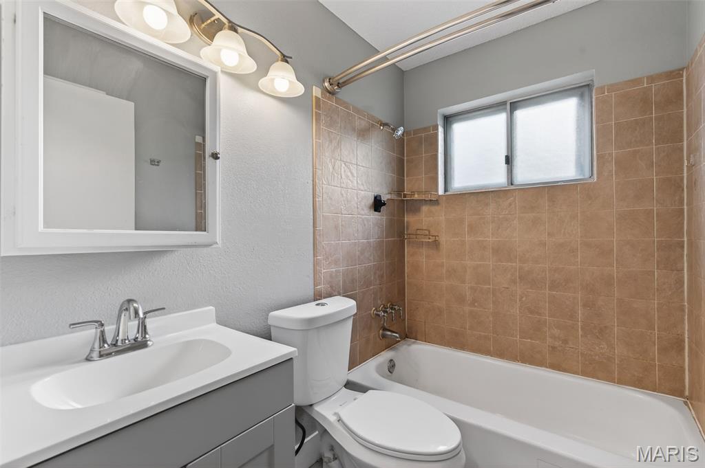 Wedgwood 12 - Residential