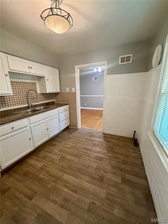 Akins Place - Residential