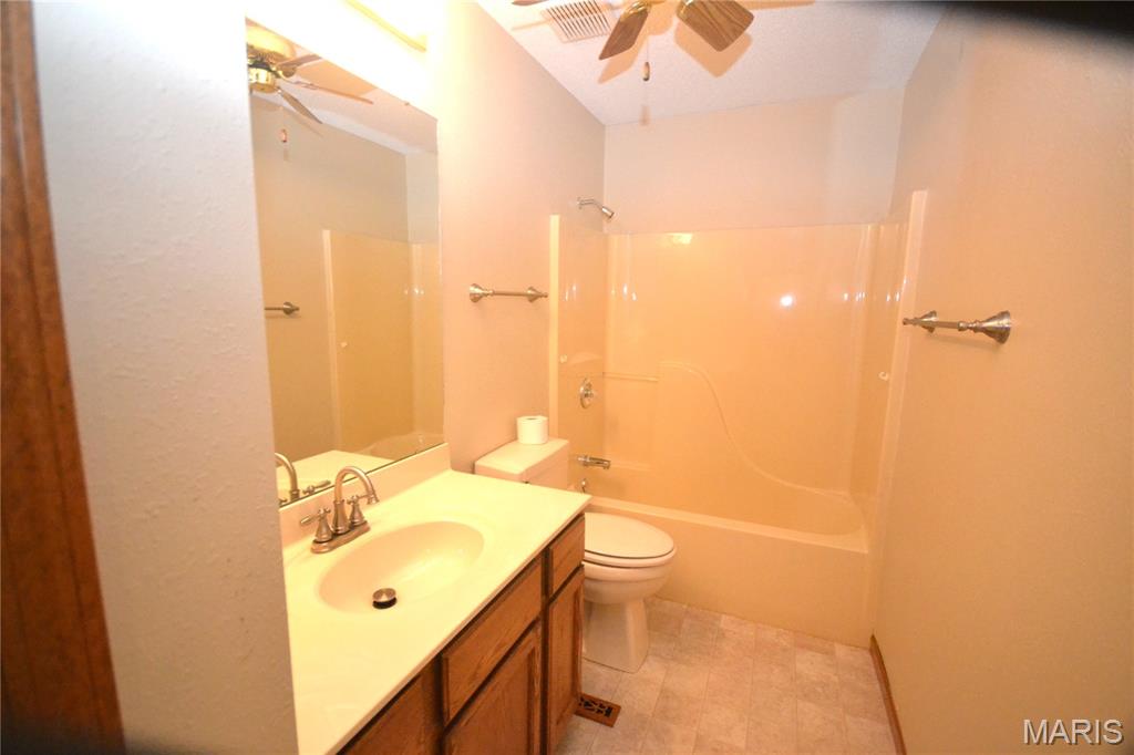 Meadowbruck Lake Estates - Residential