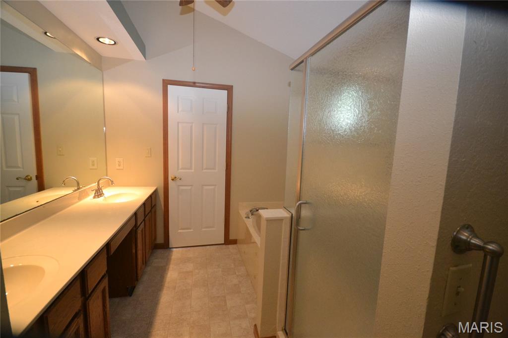 Meadowbruck Lake Estates - Residential