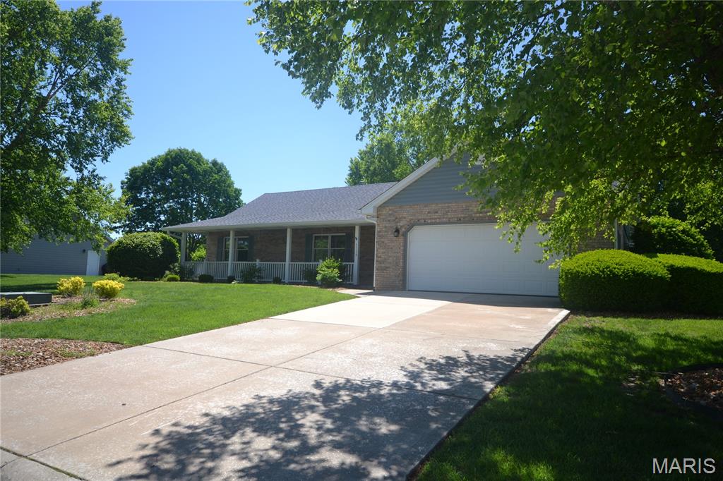 Meadowbruck Lake Estates - Residential