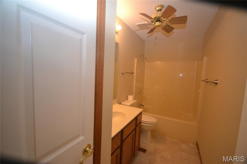 Meadowbruck Lake Estates - Residential