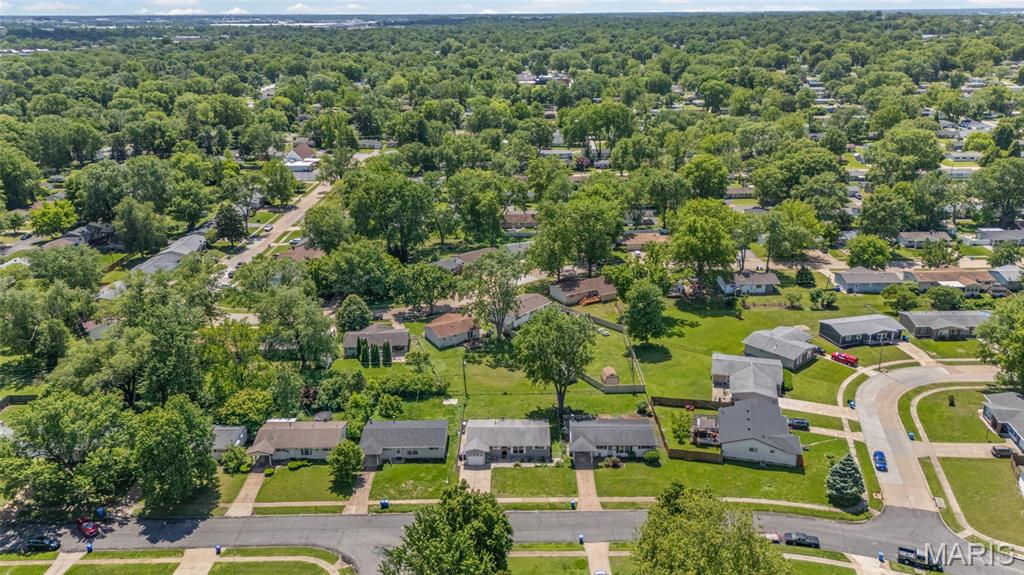 Mark Lee Manor - Residential