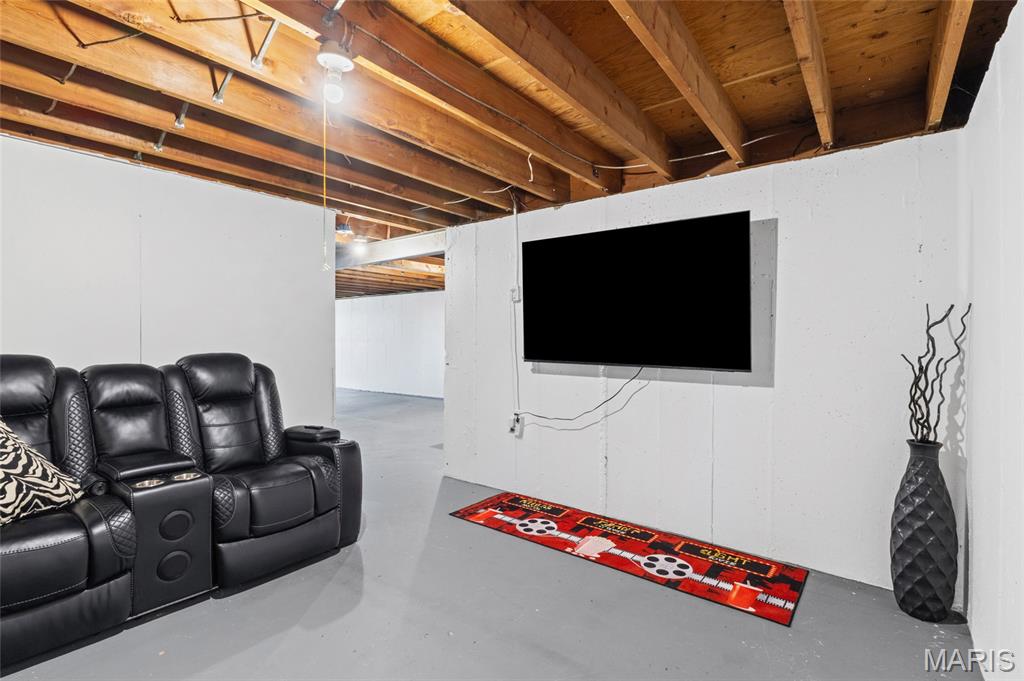 Mark Lee Manor - Residential