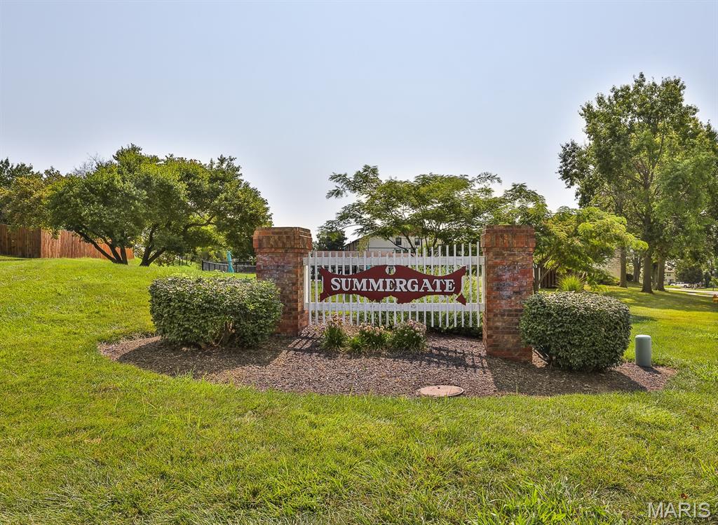 Summergate Garden Condos Ph3 - Residential