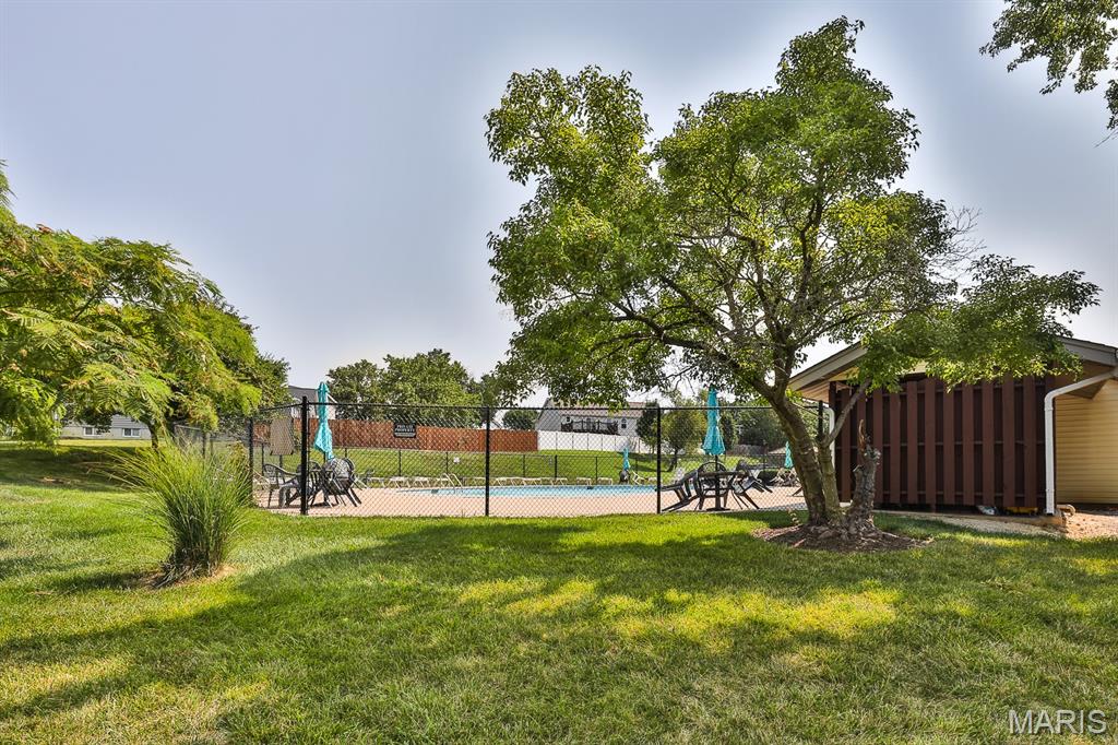 Summergate Garden Condos Ph3 - Residential