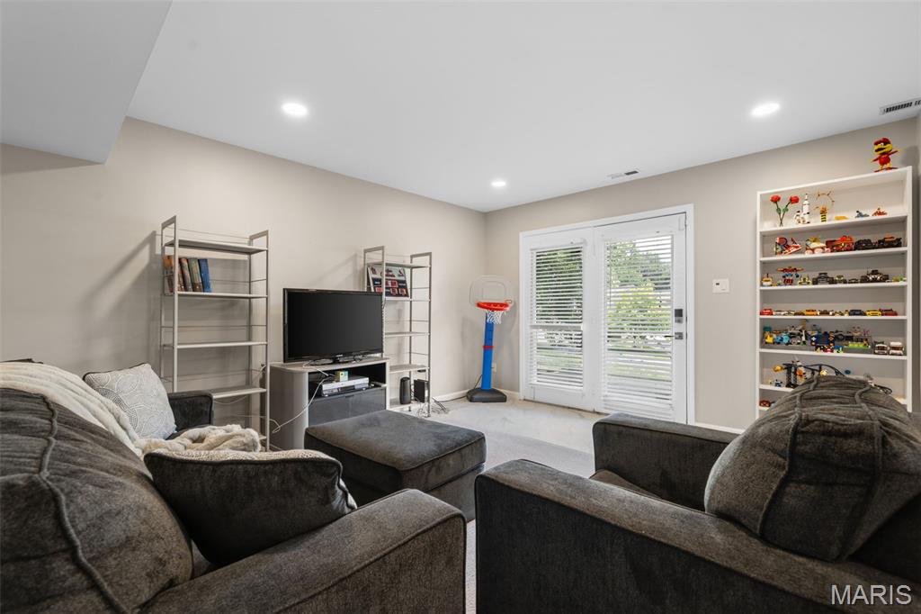 Briarcliff Condo Ii Ph Three - Residential