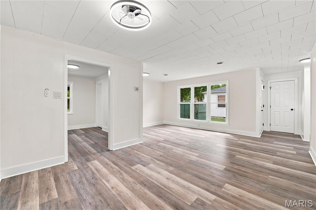 First Chamber Commerce Add - Residential