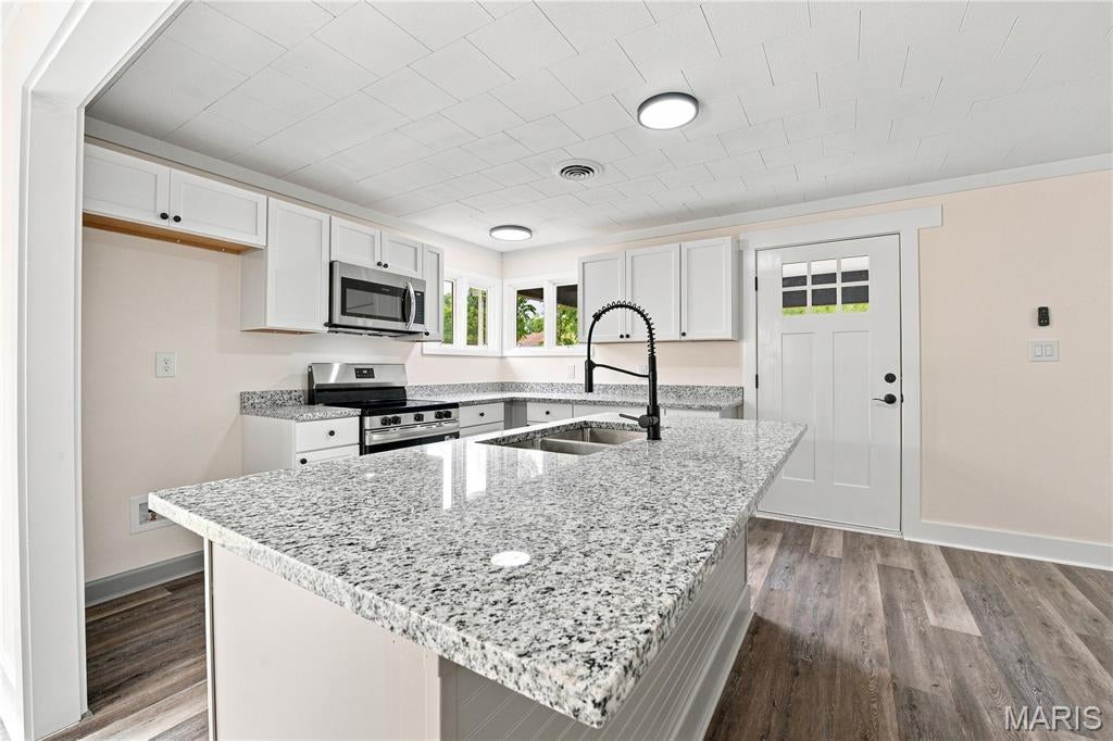 First Chamber Commerce Add - Residential