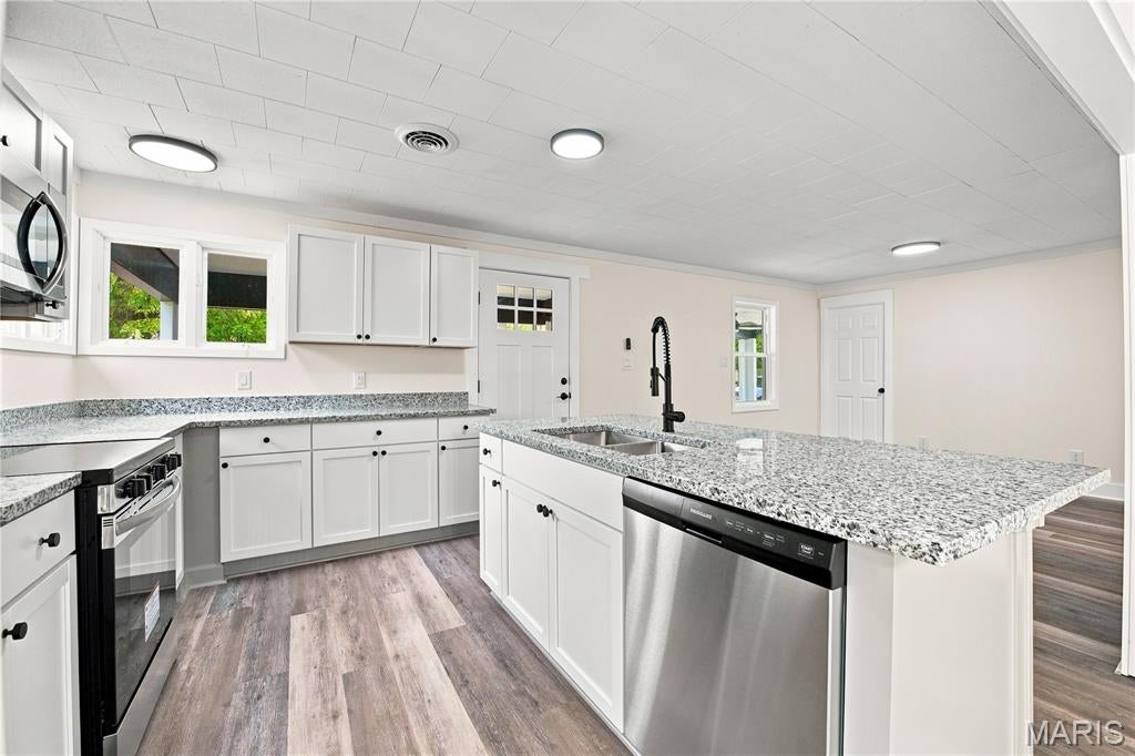 First Chamber Commerce Add - Residential