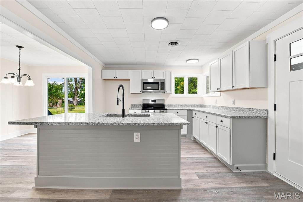 First Chamber Commerce Add - Residential