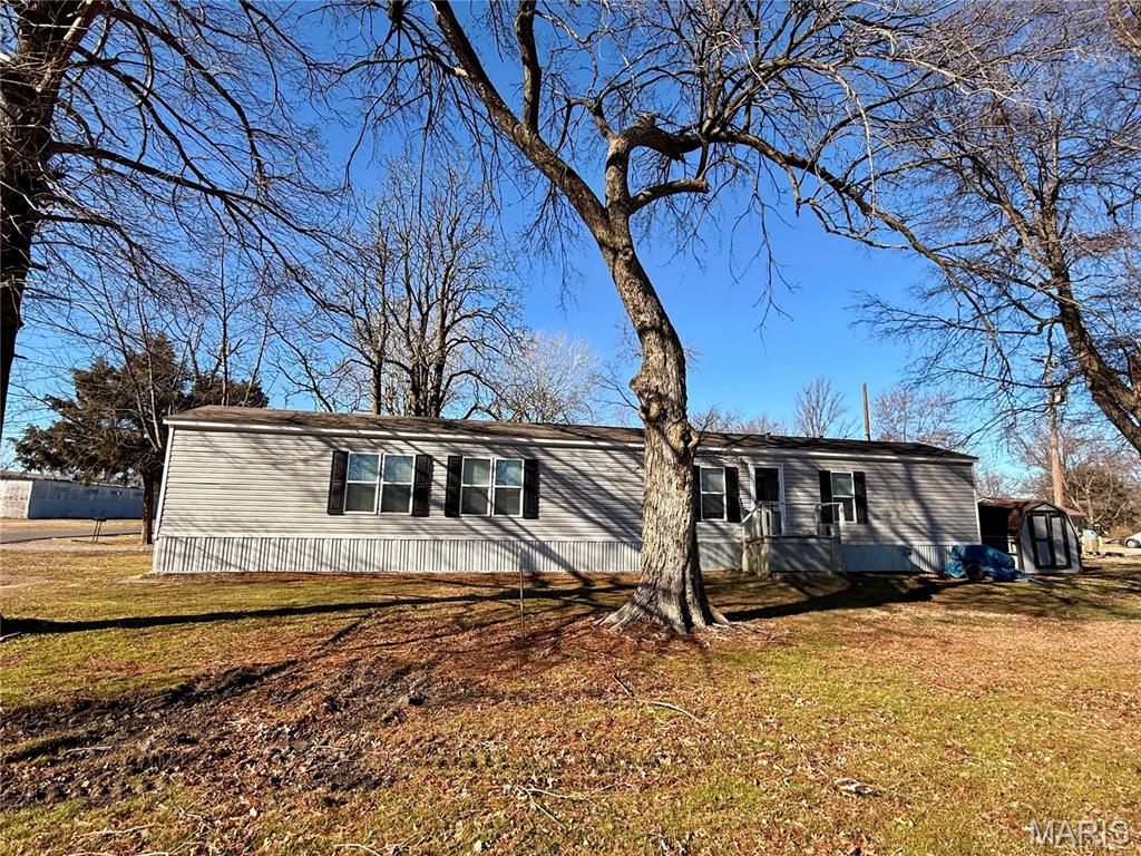 Well-maintained 2017 manufactured home offering 3 bedrooms and 2 full baths. Features include an eat-in kitchen with built-in cabinetry and comfortable living space. Home is set on a full concrete slab with tiedowns already in place. Move-in ready and ideal for affordable homeownership or investment.