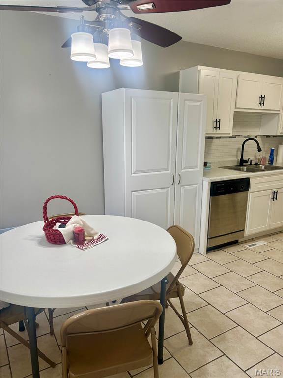 Plaza Twnhse Condo - Residential
