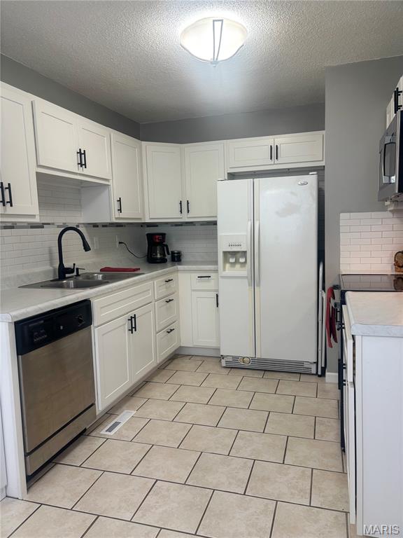 Plaza Twnhse Condo - Residential