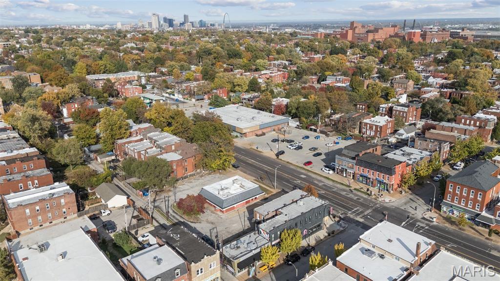 St Louis Commons Add - Commercial Lease