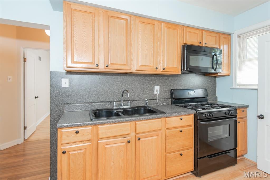 Lindenwood Add - Residential Lease