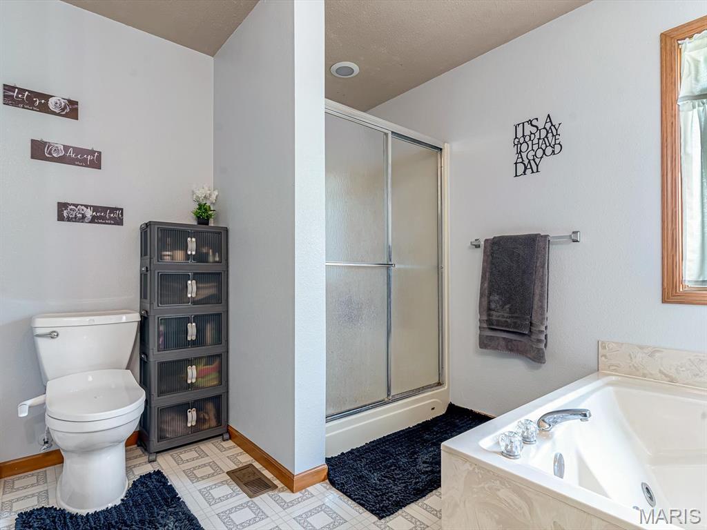 Tarathan Oaks - Residential