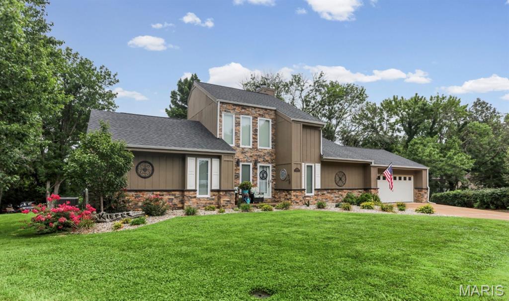 Country Club Estate - Residential