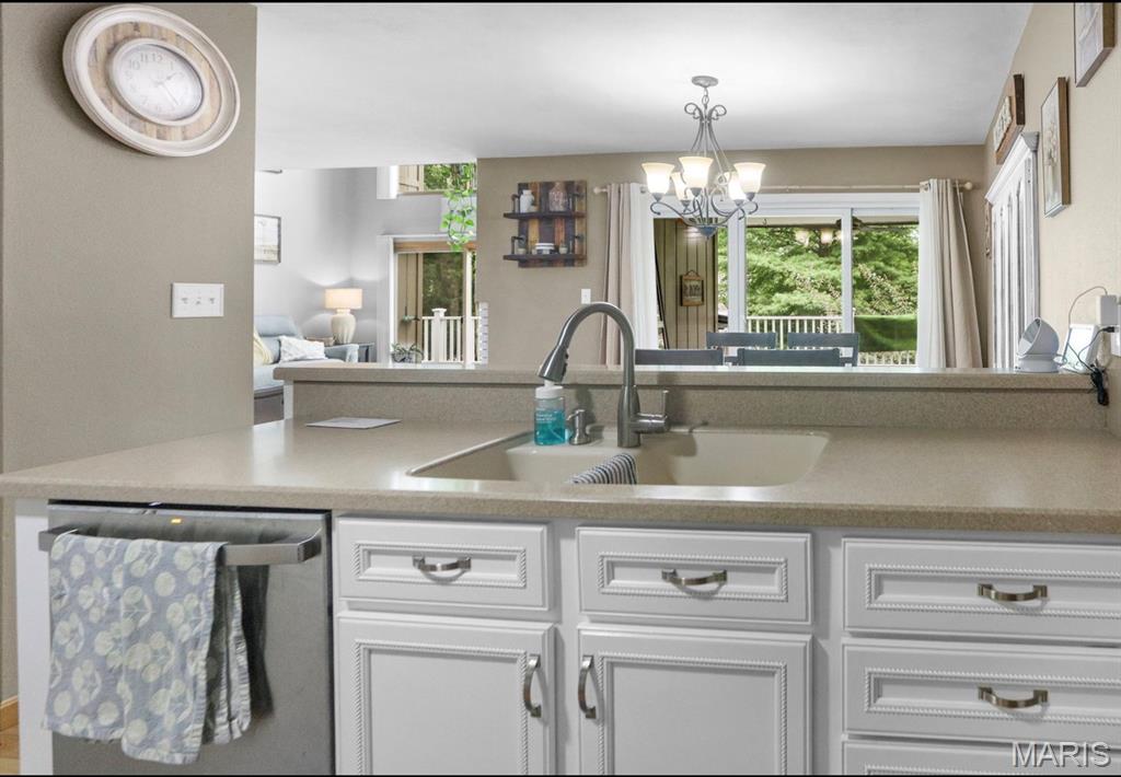 Country Club Estate - Residential