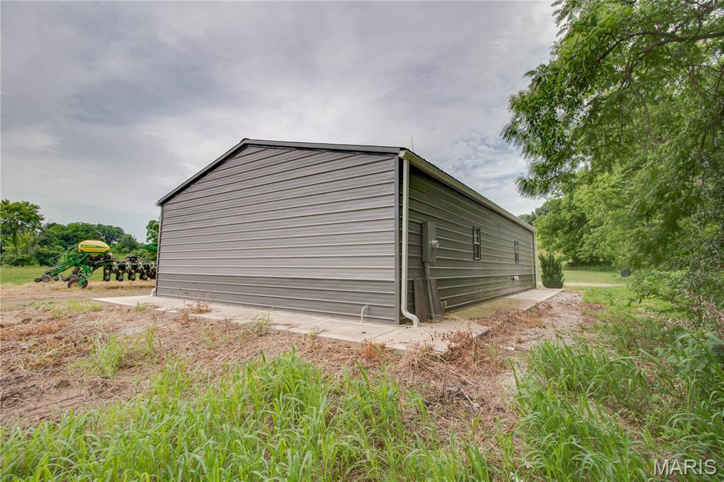 Not in a subdivision - Farm