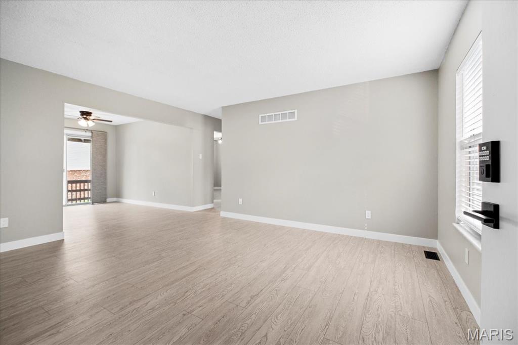 St Peters Condos Ph4 - Residential Lease