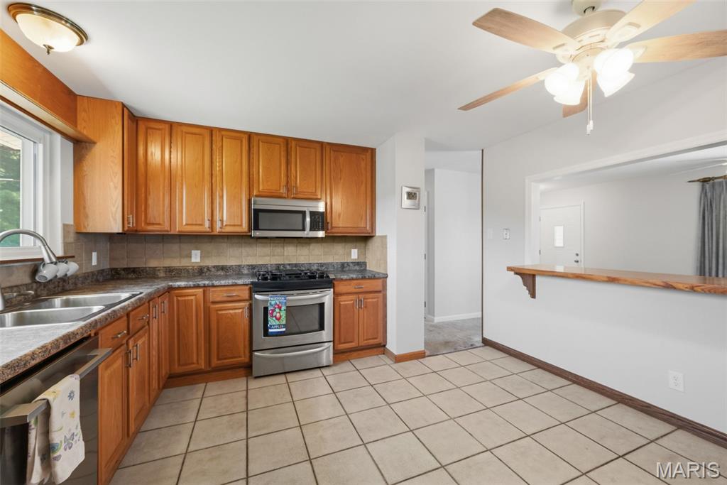 Bentley Manor 2 - Residential