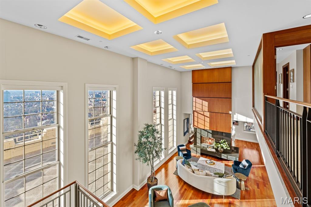 Park Plaza Residential Condo - Residential