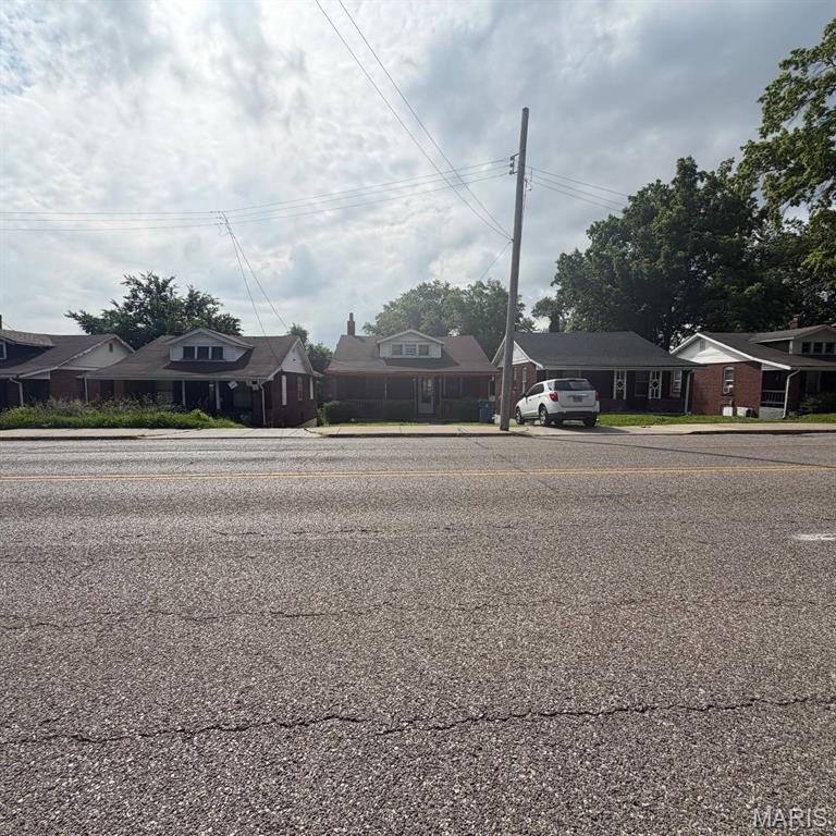 Club View - Residential