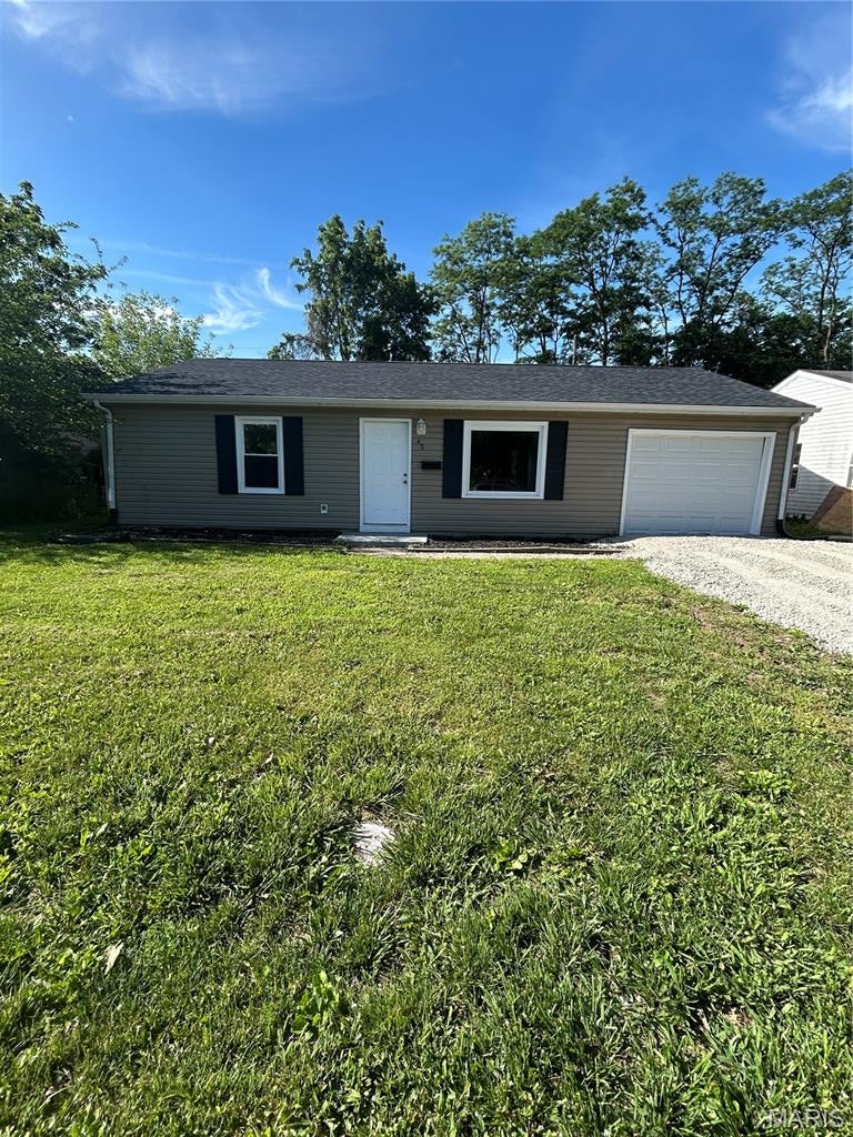 3 bedroom 1 bath home with attached 1 car garage. Fresh renovation just completed. Add this to your portfolio today. Close to Shopping Areas, Schools, Public Transportation and Interstate Highways. This is a Must See!!!!! Buyer to verify all Listing data including but not limited to sq. ft., measurements, features, lot size, taxes/exemptions, schools and etc.