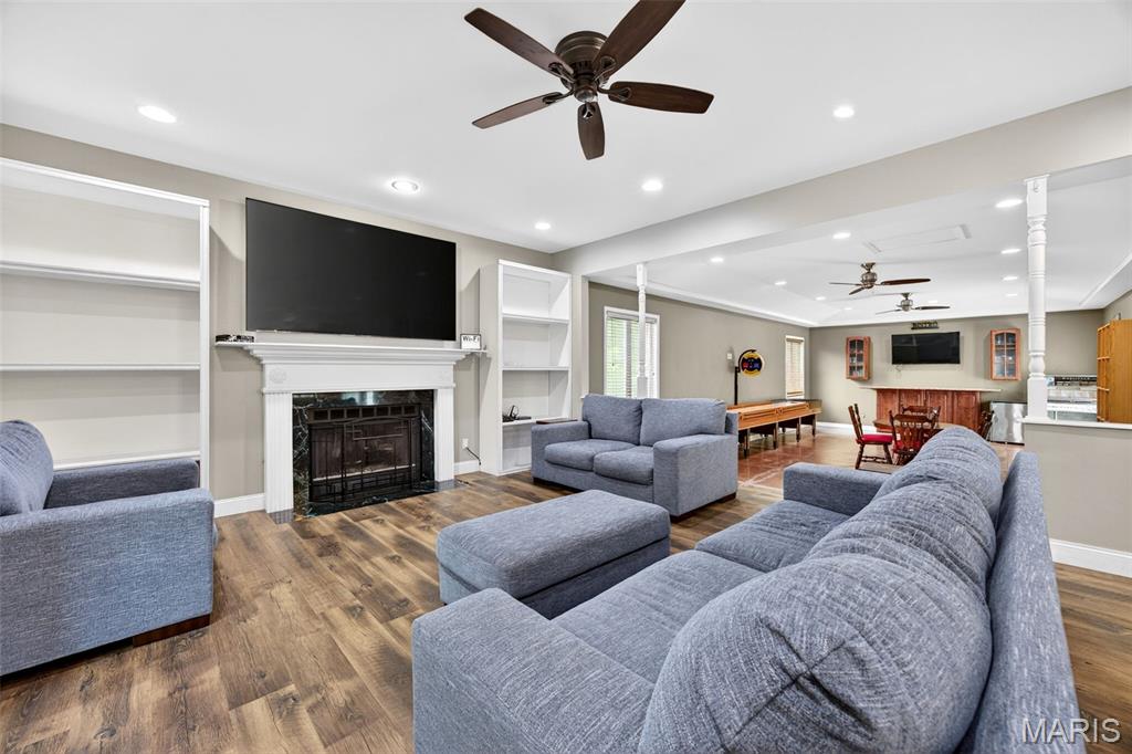 Lsl Pines #2 - Residential