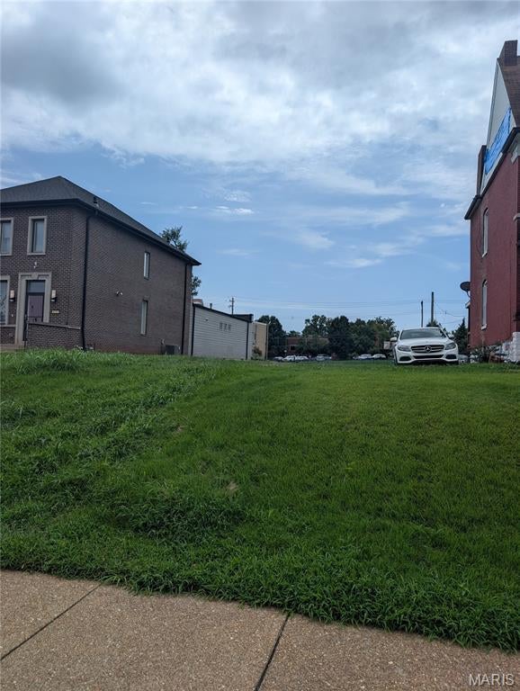 Grand Prairie Add - Land