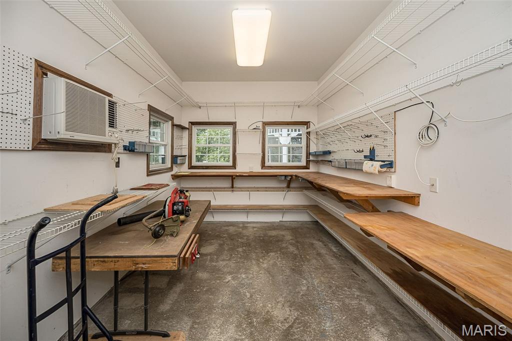 Avondale Heights #10 - Residential