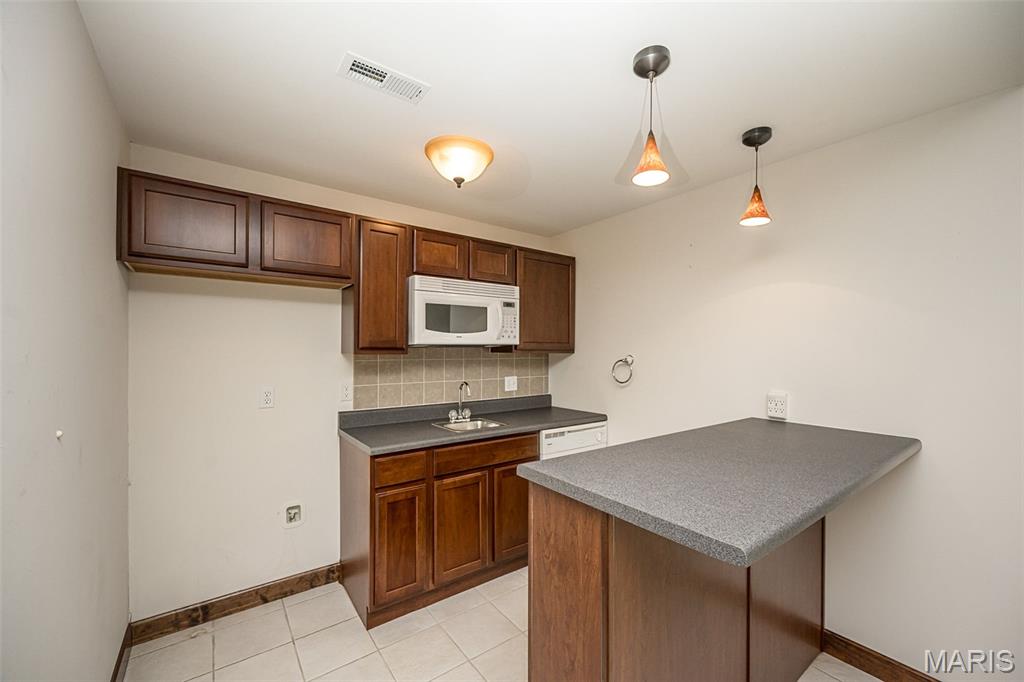 Avondale Heights #10 - Residential