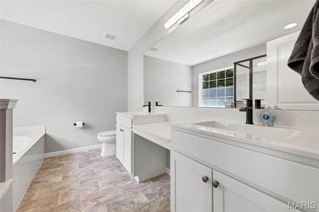 Oaks At Lexington - Residential