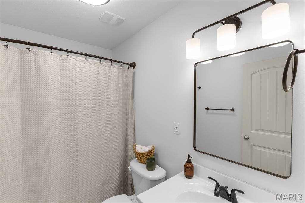 Twin Oaks - Residential