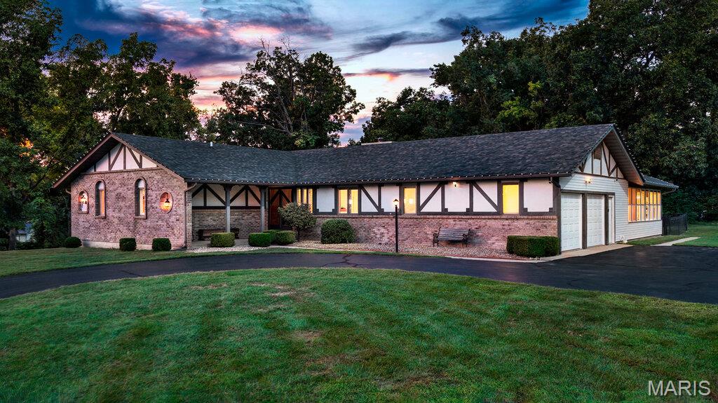 Country Oak Estate - Residential