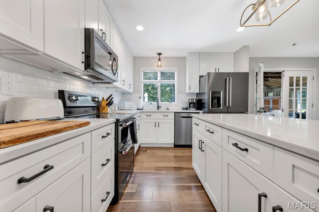 Country Oak Estate - Residential