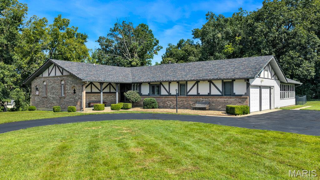 Country Oak Estate - Residential