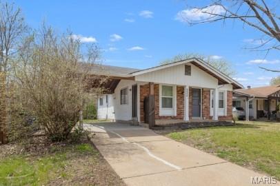 Welcome to an excellent investment opportunity in the heart of Florissant. This 3-bedroom, 1.5-bathroom home boasts 1,042 sq ft of living space, making it an attractive prospect for savvy investors. Don't miss out on this fantastic opportunity to add a cash-flowing property to your portfolio. A cozy yet spacious home with a thoughtful layout. Enjoy modern living with recent upgrades. The generously sized eat-in kitchen is a standout feature, offering ample space for culinary endeavors.  A well-maintained and clean basement adds to the overall appeal of the property. Covered carport and fenced yard. Tenant in Place: The property is currently rented until 5/31/2027, providing an immediate income stream.