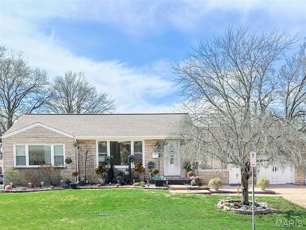 Charming ranch home offering the perfect blend of comfort and city living. Filled with natural light, this inviting 3-bedroom, 2-bath residence features beautiful curb appeal and a functional layout designed for everyday living. Enjoy outdoor entertaining in the private fenced side yard, ideal for grilling, gathering with friends, or simply relaxing at home while being moments from one of St. Louis’s most beloved parks.